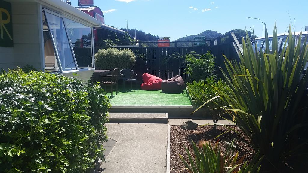 Hostel Fat Cod Backpackers Picton Exterior foto